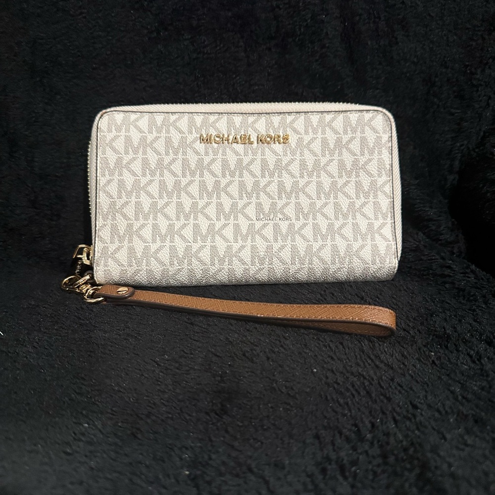 Michael Kors Cream and Brown Wristlet